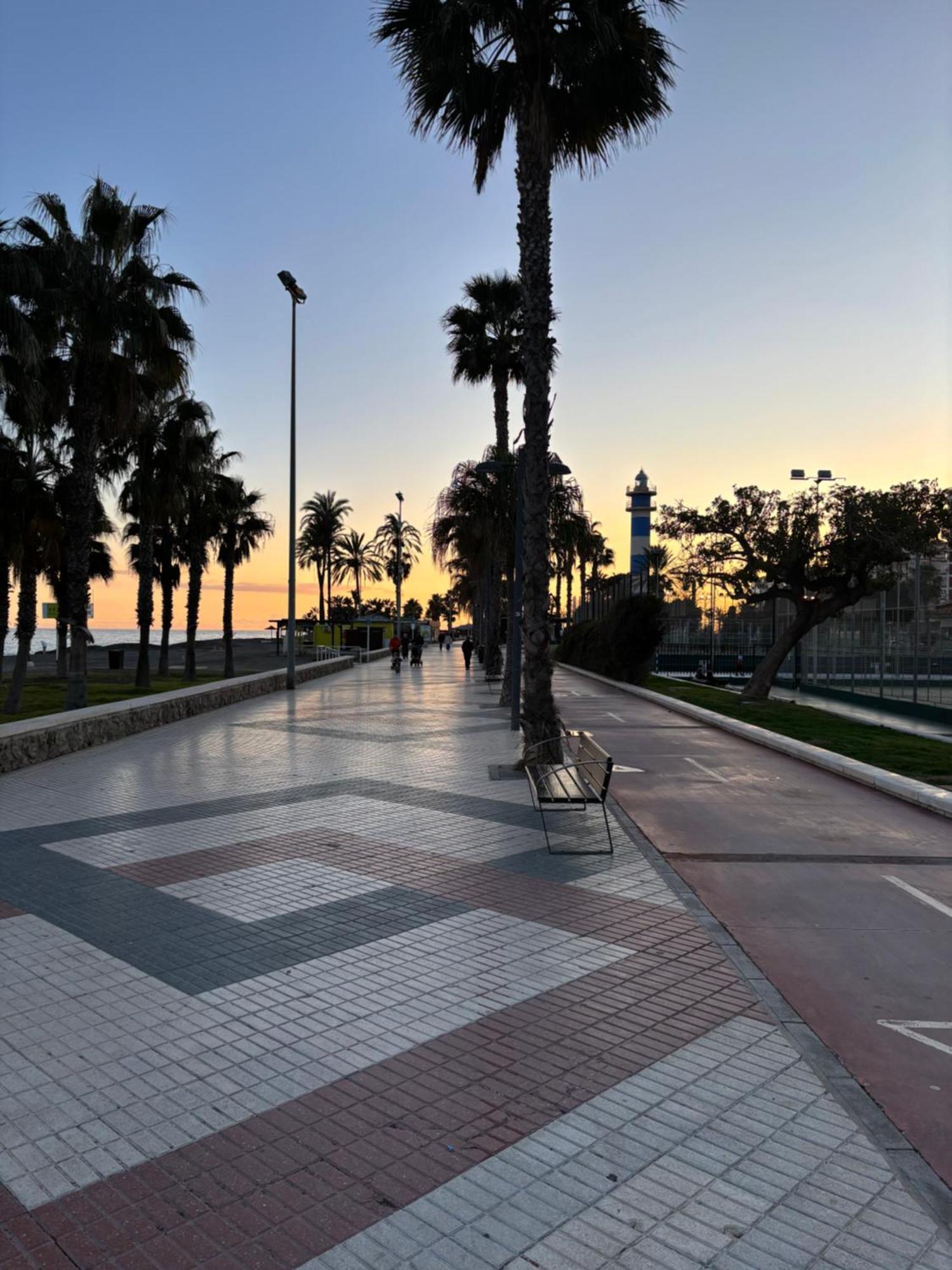 Estudio En Torre Del Mar A 3 Minutos Andando De La Playa Extérieur photo